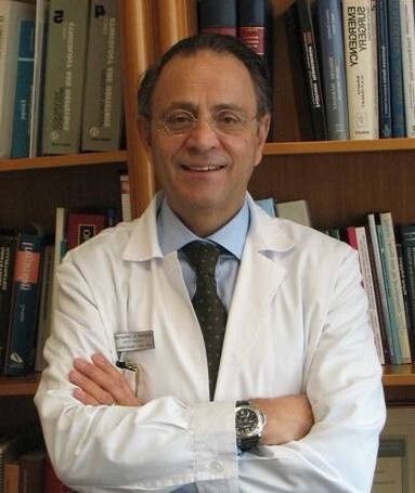 Γιατρός Vladimir Konstantinovich, ουρολόγος Νικόλαος